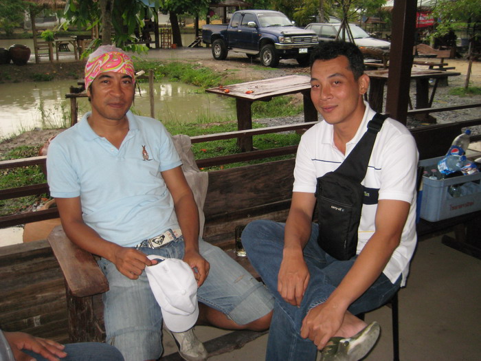 โปรธงชัย กับน้าบีบีคนลืมตัว    :grin: :grin: :gr