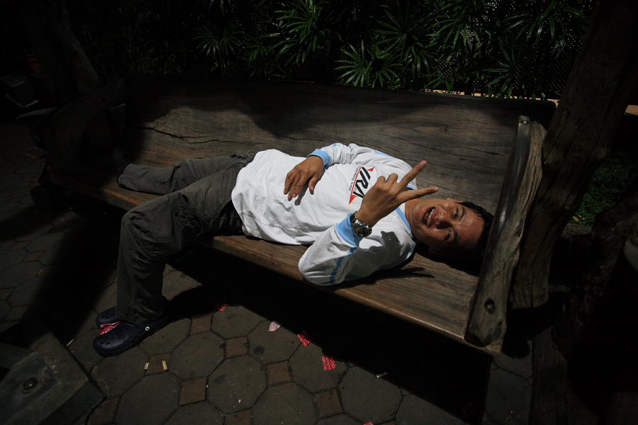 ขอซัก 2 ตัวพอ :laughing: :laughing: :laughing: