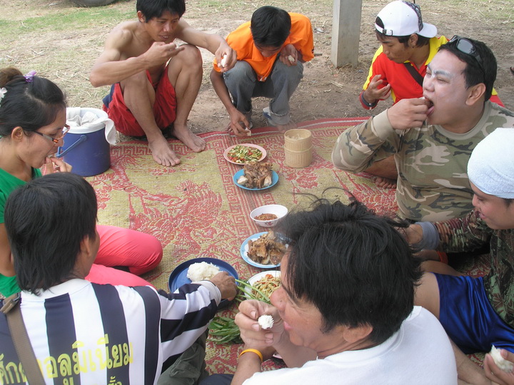 [q][i]อ้างถึง: somjitp2009 posted: 25-04-2554, 15:30:03[/i]

 :cheer: :cheer: :cheer: :cheer: :che