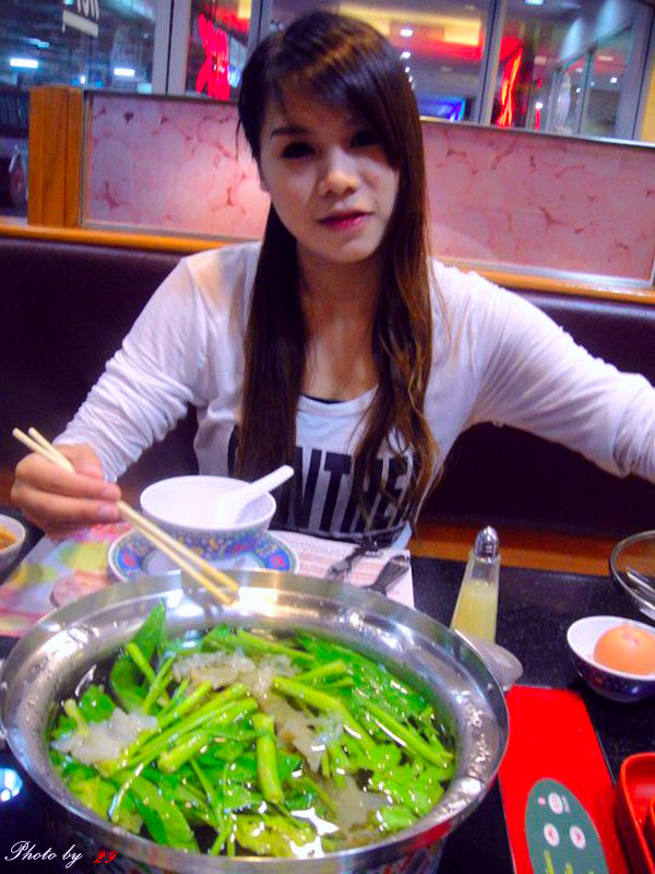  [center][b]ขอบคุณน้าๆทุกท่านมากคะ..:smile:[/b][/center] 