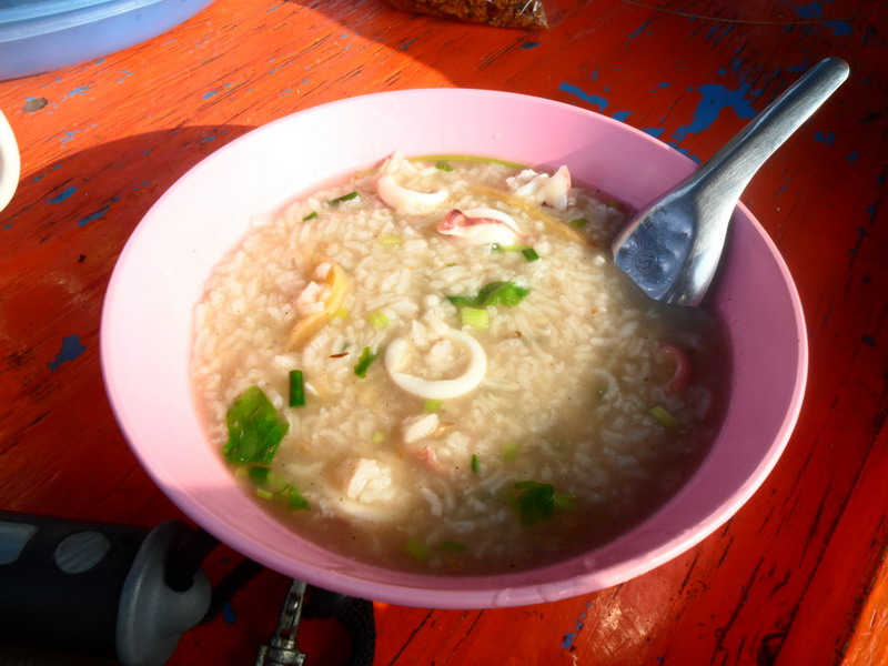 ขอตัวกินก่อนนะครับ พูดมากเมื่อยแล้ว 5555++++
 :umh: :grin: :grin: