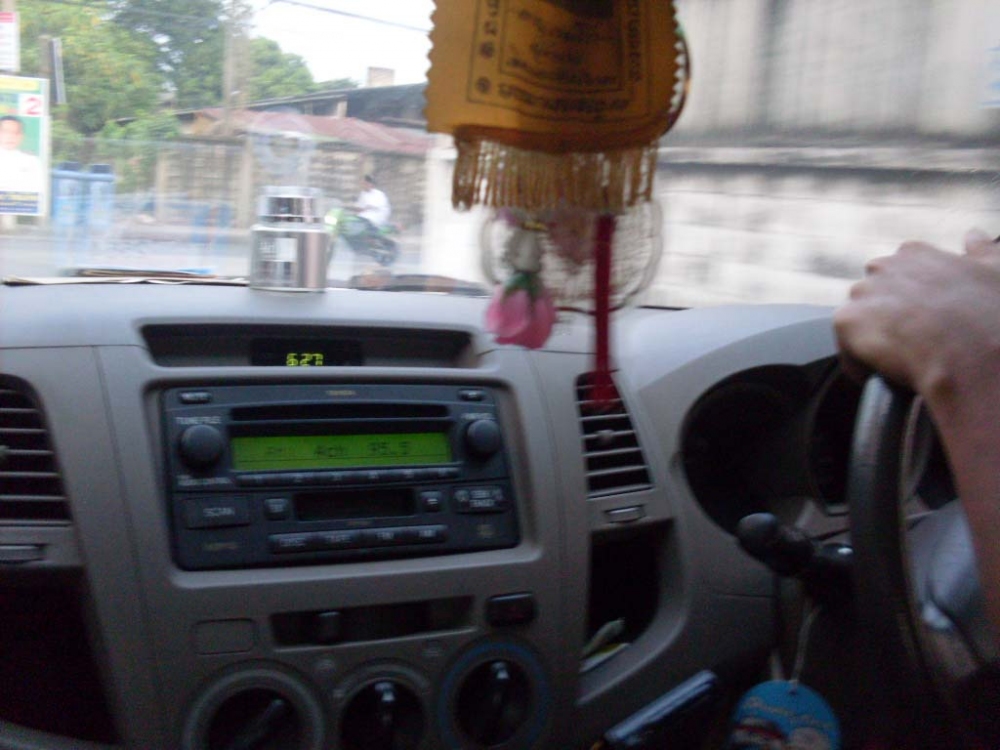 มาแร้ววววววววววววววววววววว ลุยยยยยยยยยยย :laughing: :laughing: :laughing: :laughing:

เหมือนไม่รุช
