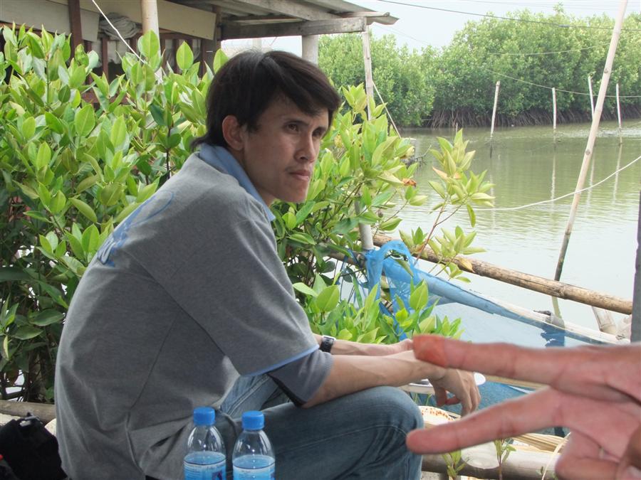 [b]อ้าว น้าหนึง เป็นไงบ้างครับ หล่อยั