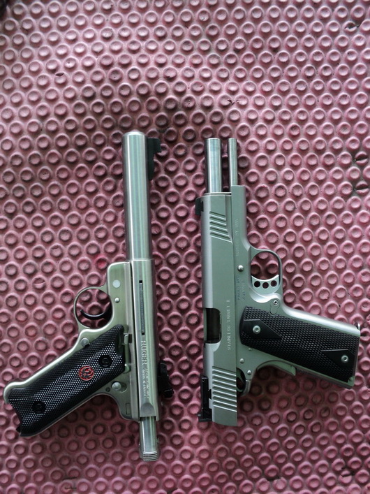 เทียบมิติกันหน่อย... ระหว่าง

Kimber stanless targ