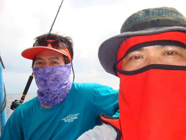 
ผมกับน้าเสริฐ.....เหงื่อแตกซิก เหงื่