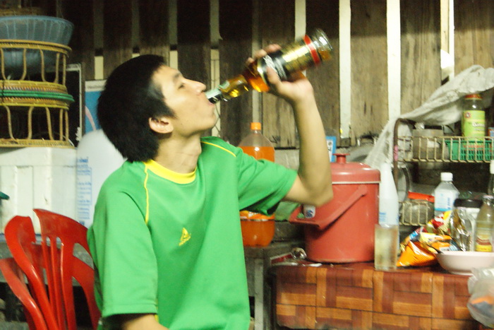  :cool:ไต๋โก๋ ถึงกับต้องรีบยก เพราะเส้น