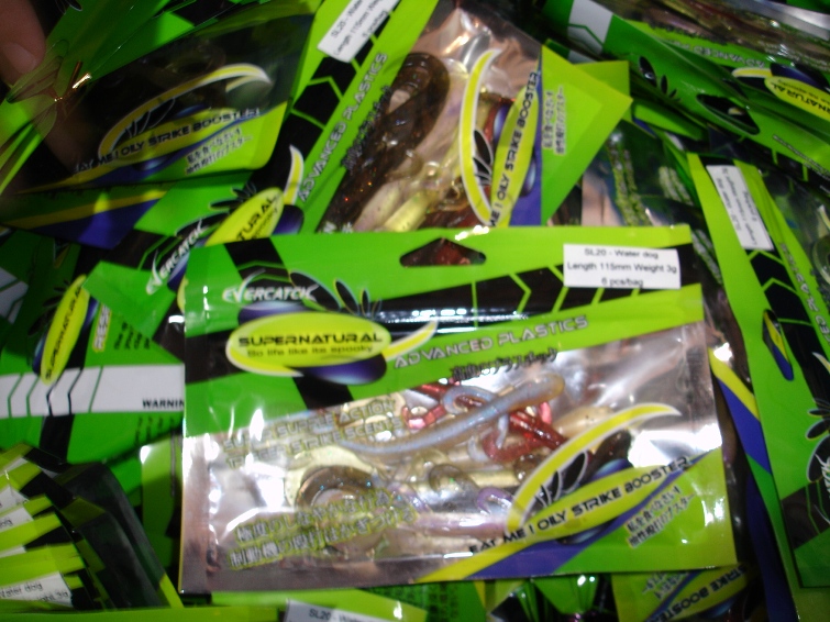 5 ซอง 100 บาท ครับ