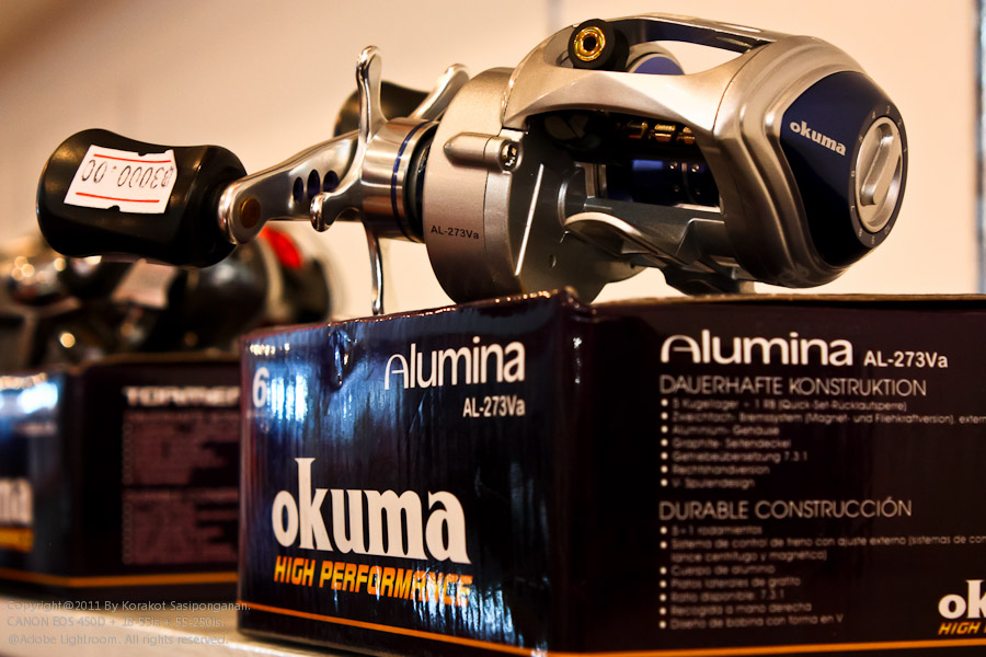 Okuma มีรอกหลายตัวที่ผมไม่เคยได้เห็น พอไปลองๆจับดู(รอกหยดน้ำ) ถูกใจ ชอบๆ ไม่หนัก-ลื่นปรี๊ด