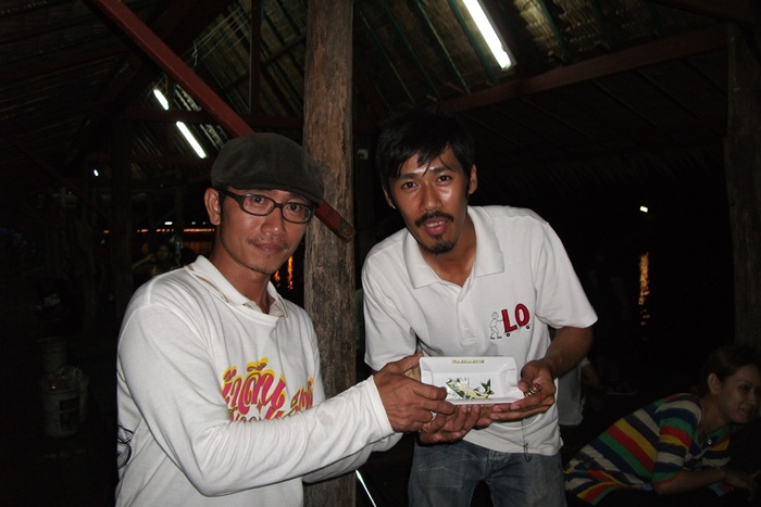 
   :smile:  แจกต่อรางวัลจาก   7 SEA  ที่เขี่ยบุ