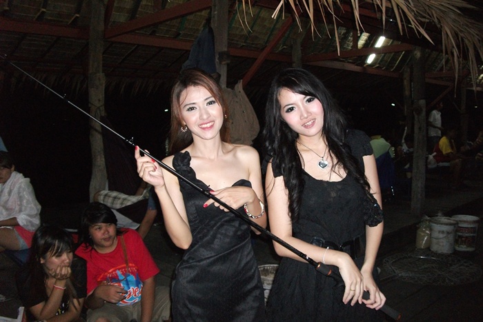  :smile:  คันอาบู  (จากน้าวันขอบคุณครับ)  :smile