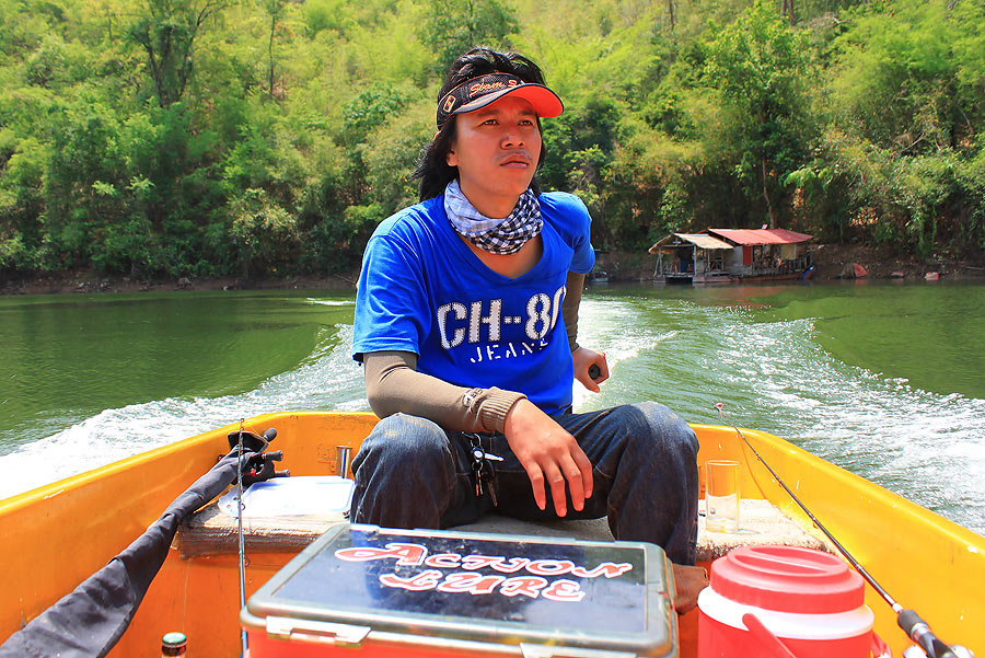 ไต๋กบ วันนี้ได้ขับเรือเครื่องดีๆ เป็นไงมั่งว่ะ :grin: :grin: :grin: