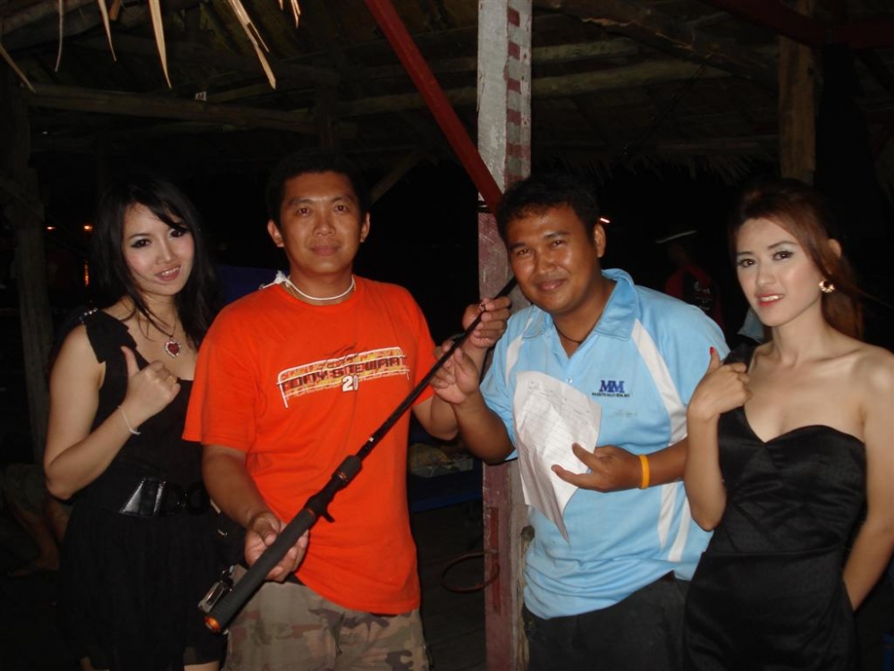 ยินดีกับน้าท่านนี้ด้วยครับ....................... :grin: :grin: :grin: