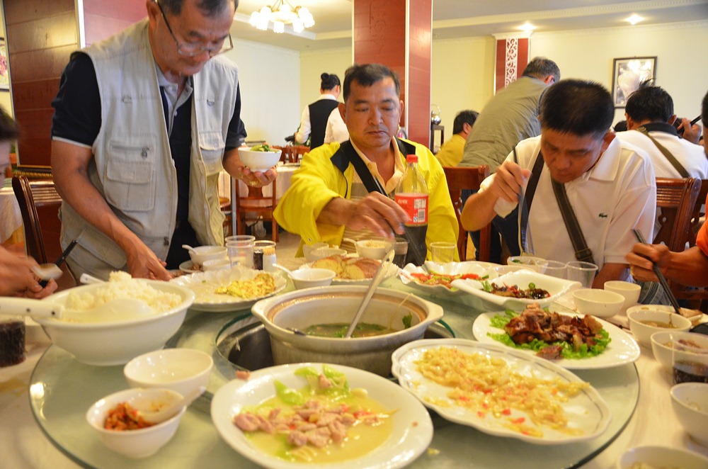 ข้าวเพิ่มจะมาครับ :cheer: