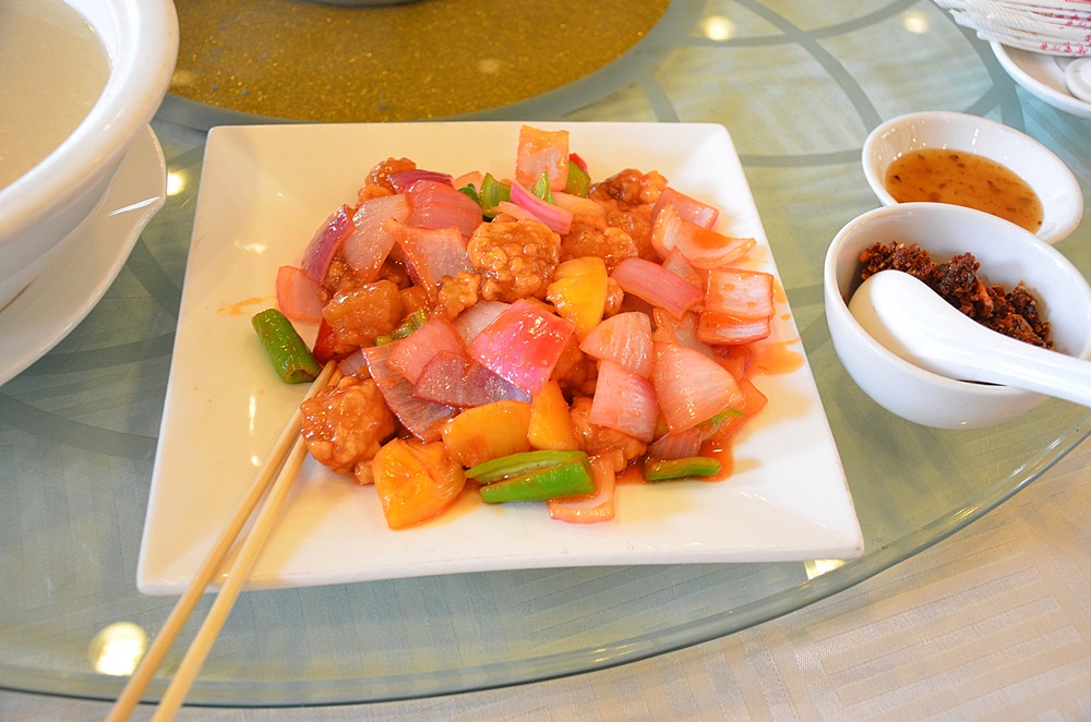 ทานอาหารเที่ยงที่เมืองกวางเจา
[q][i]อ้างถึง: ISSARA posted: 08-05-2554, 10:14:29[/i]

 :cheer: :c