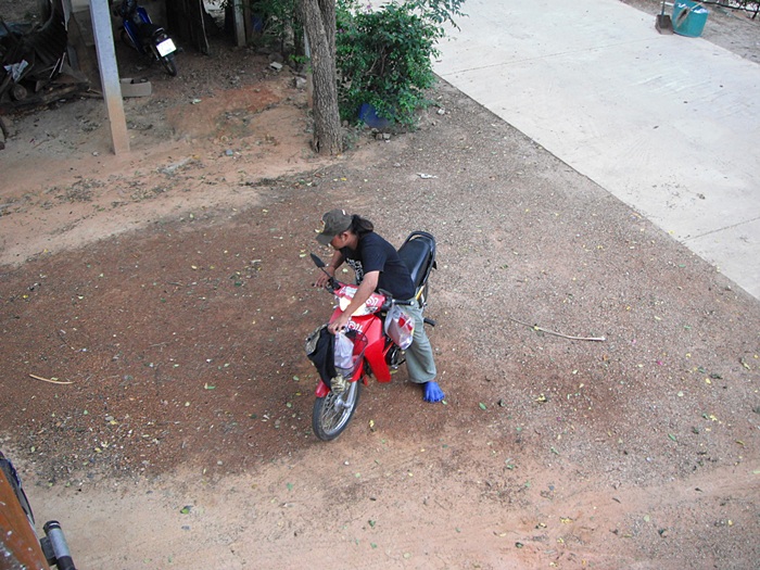 มาเเล้ว พี่เก่งทางโค้ง
 :laughing: :laughing: :laughing: 