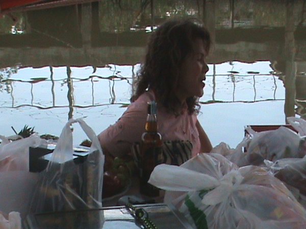 เจ้าของเรือเนตรวารีสุดสวยครับ :blush: