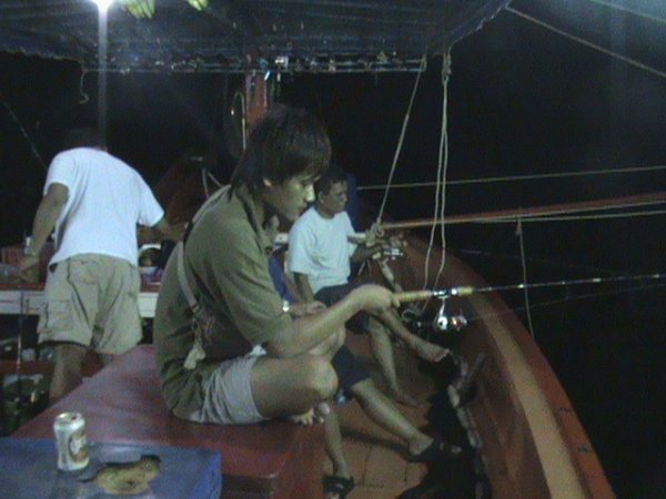 เมาชา  จะหลับอยู่แล้วผม :laughing: :laughing: