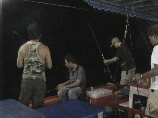

 [b]สวัสดีครับน้า TANISORN  
สวัสดีครับน้า MANAT[/b]

ตกกันเข้าไป