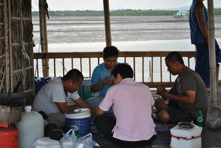 สุมหัวกันใหญ่เลยวุ้น  :talk: :talk: :talk: :talk: :talk: :talk: