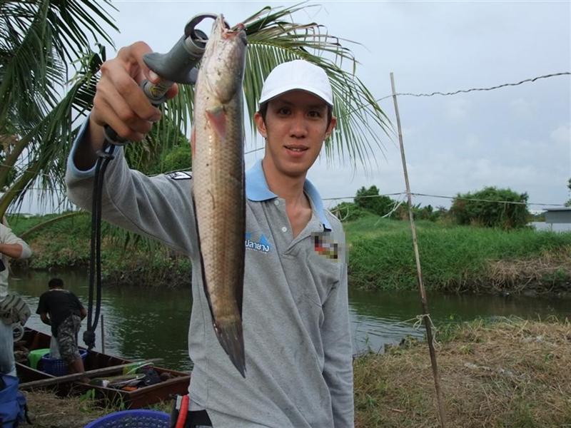 [b]ล๊อหล่อ หล่อจริง หล่อจัง กาละมัง รั