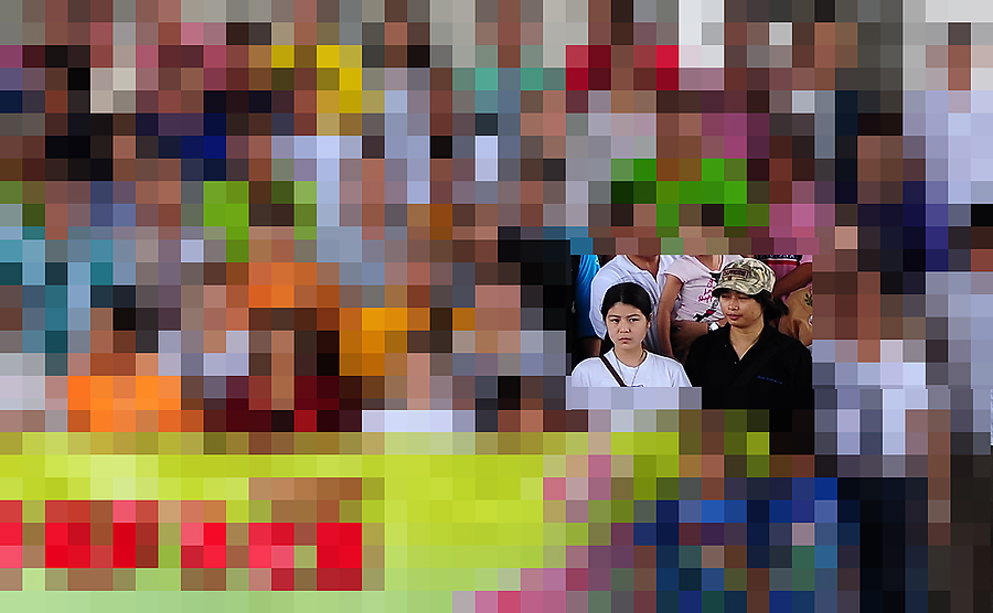 กล้องอยุ่ทางนี้โว้ยอีมัส จ้องน้องเค้าทำมายยยยยยยยยยว่ะ............................ :grin:
 [b]นั่นส