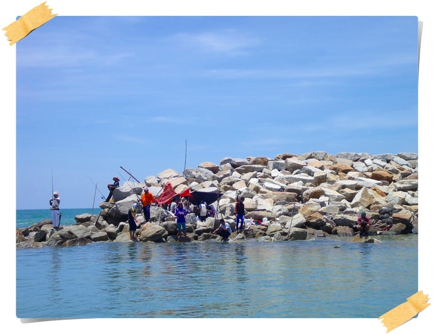  [q]มีรูปการแข่งขันตกปลาชายหาดไหมครับ..ตามชม[/q]

 เดี๋ยวลองถามผู้จัดก่อนครับ พอดีแข่งช่วงเวลาเดีย