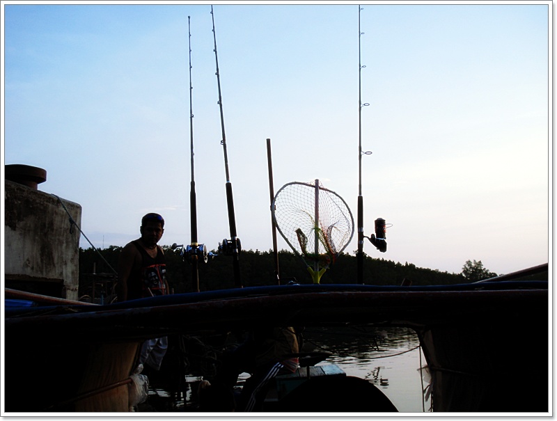 [q]อ้างถึง: nut7722 posted: 12-05-2554, 20:36:43

 :cheer: :cheer: :cheer:[/q]
ทักทายน่ะคับ  :gri