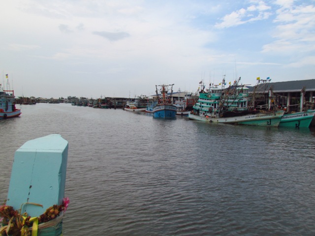 หันหัวเรือ ออกสู่ปากอ่าวครับ  :heart: :heart: 