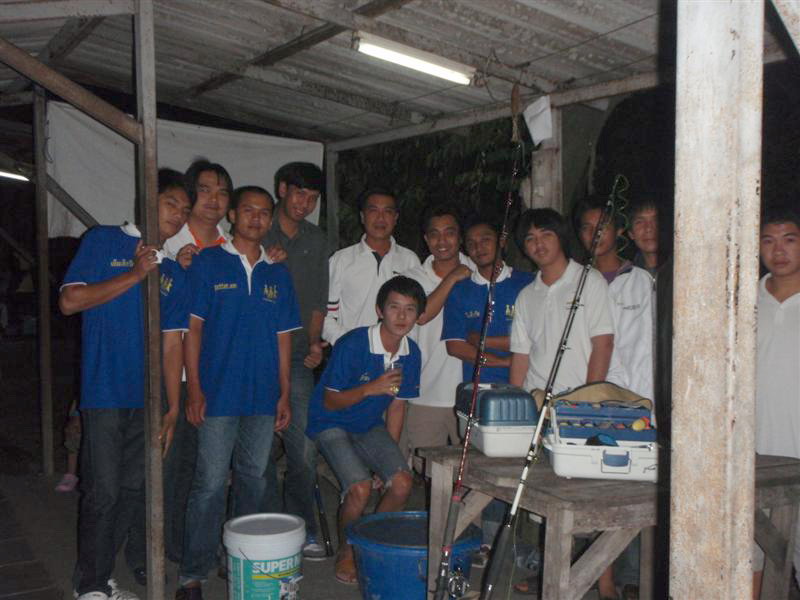 [q][i]อ้างถึง: savemylife_man posted: 17-05-2554, 18:57:56[/i]

++สวัสดีครับน้าๆทุ่นลอยทีม คราวนหน