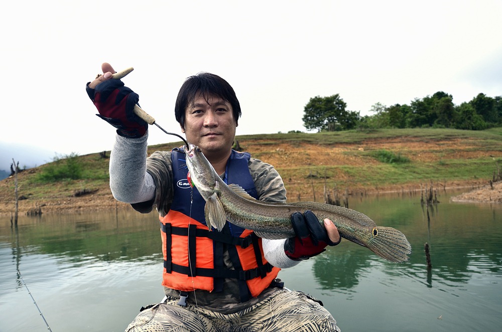 น้าต้าสอยเจ้าช่อนงูเห่าก่อนแระ :angry: :