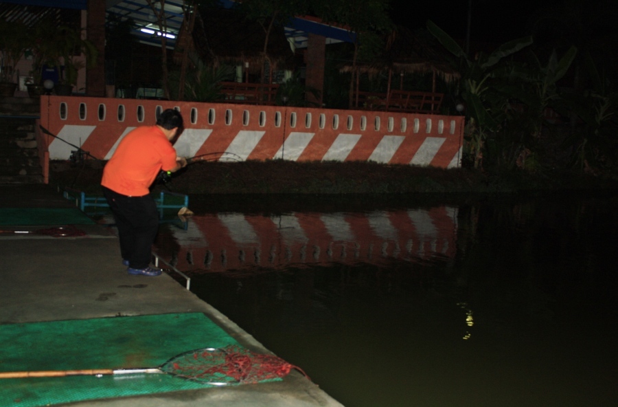ปลาซ้ายครับ ปลาซ้าย  :grin: :grin: :grin: