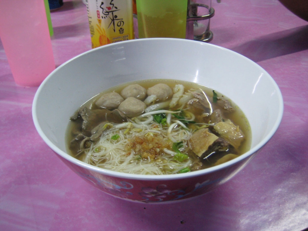 ทานก๋วยเตี๋ยวก่อน หิวมากกก