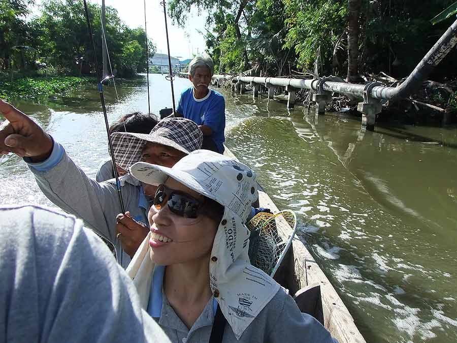 [b]นั่งเรือไป ต่างก็ชมนก ชมไม้ กันไปตลอดทาง อิอิ[/b]
:grin: :grin: :grin: :grin: :grin: :grin: :gri