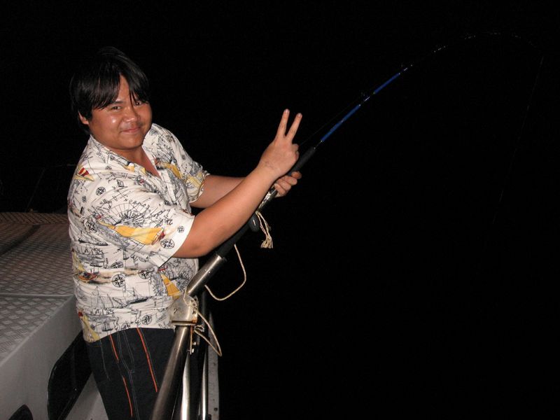 โดนเข้าซะแล้วข้างเรือ