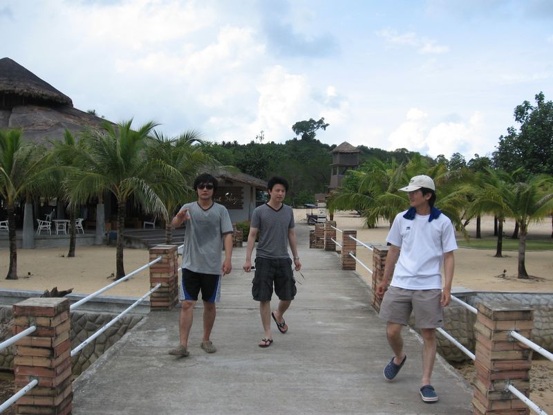 กลับเข้าฝั่งกานดีกว่า เหนื่อยแล้วววว  :grin: :grin: