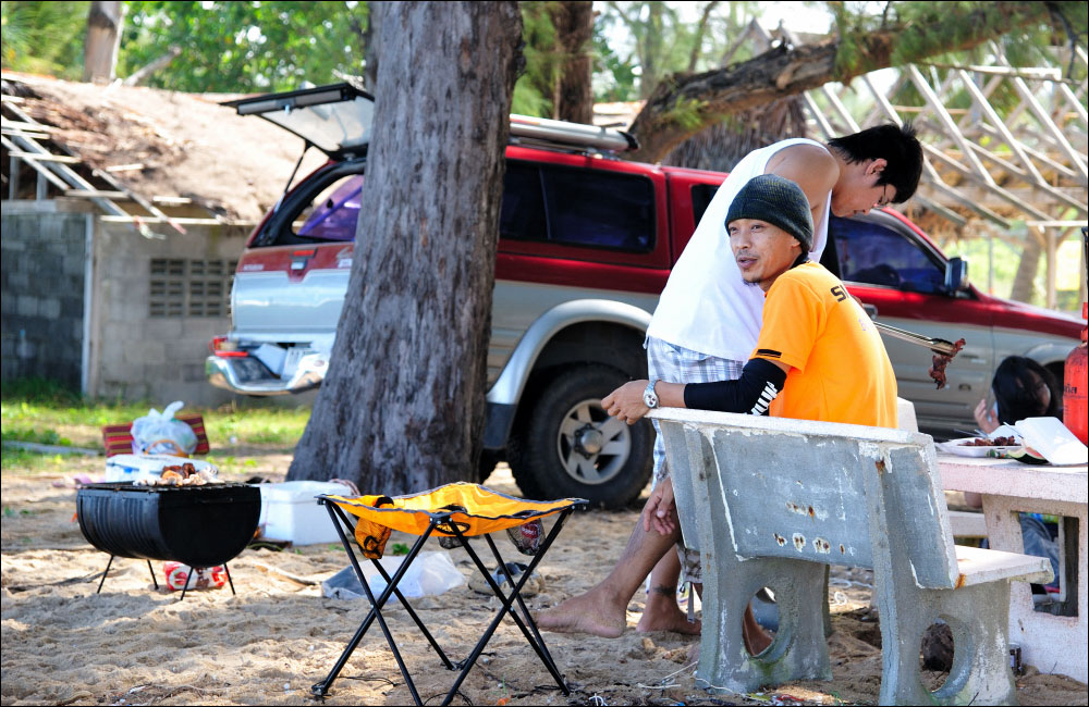 ค่อยมาต่อครับ  :laughing: :laughing: :laughing: :laughing: