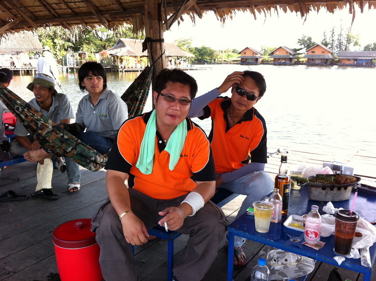 หวัดดีครับ..น้าต่อ...วันนี้relax team.ไปออกทริปที่ไหนอ่ะครับ... :grin: :grin: ตอนนี้ไปสร้างความคลื้น