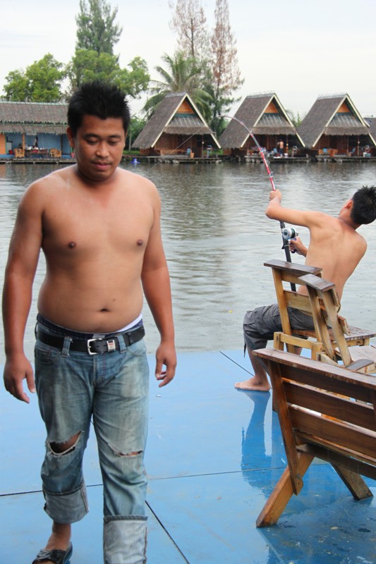 พี่กอฟจะหนีผมไปใหนนนนนนนน :laughing: