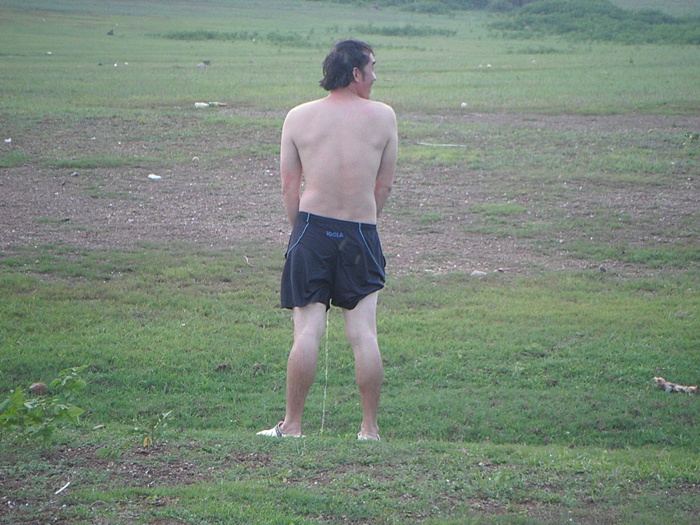 ได้ยินเหมือนเสียงน้ำตก หันไป อ้าวเฮียป้าก็เอาเว้ย
 :laughing: :laughing: :laughing: :laughing: :lau