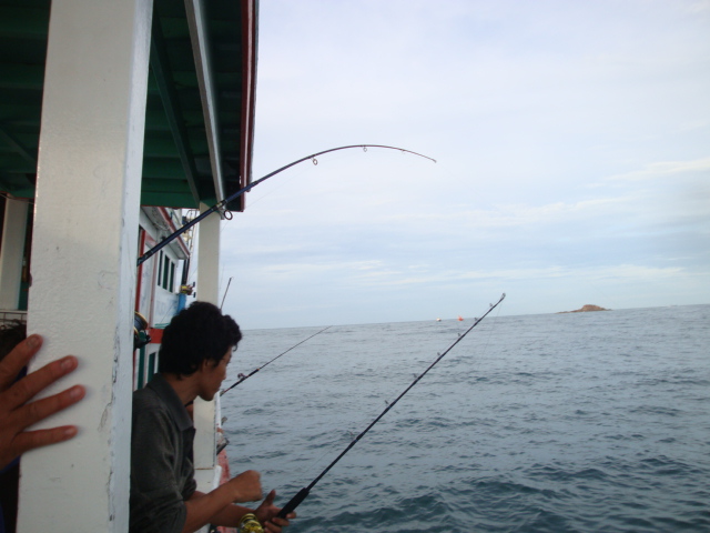  :love: :love:นั่นพาไปท้ายเรือแล้ว :love: :love: