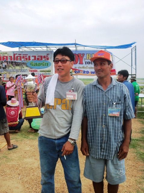 โฉมหน้าไต๋มือ1จัดไป1ใบขาว