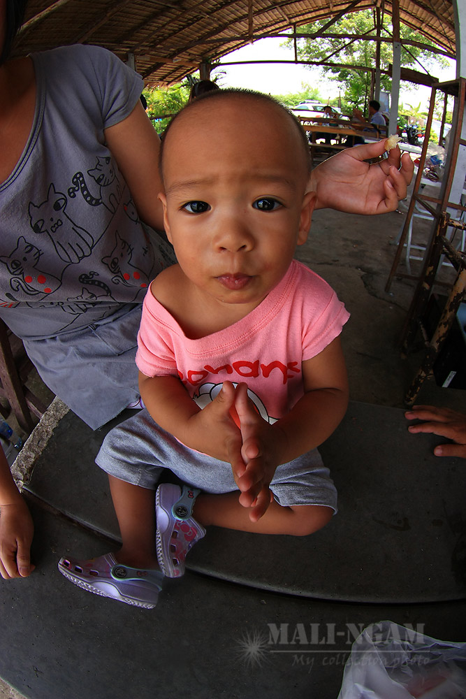 หวัดดีกับ................อุ๊ยลูก หลานใครหว๋า   น่ารัก น่าตี