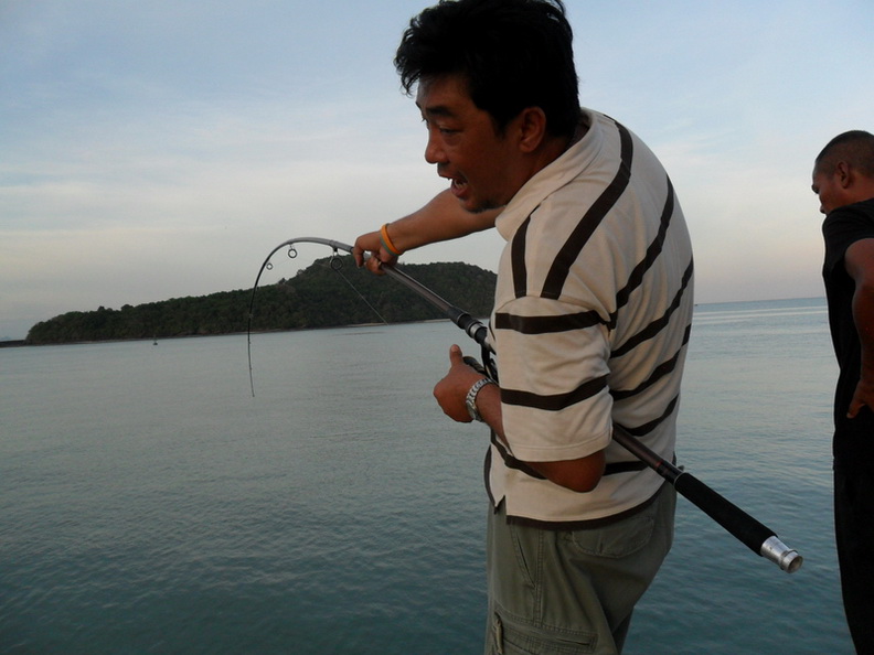 เอ้างัดๆๆ ...เห็นแล้วเสียวหักแต่น้ากบหันมาบอก...ไม่มีหักคร๊าบบบ :grin:
