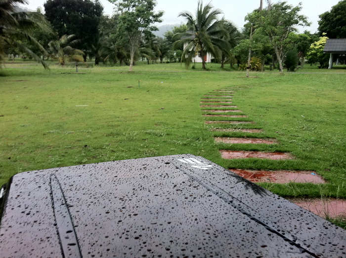 ขึ้นมาหลบฝนบนศาลา ไม่มีไรทำ ถ่ายเล่นไปเรื่อย

เด๋วมาต่อนะครับ เพิ่งกลับมาถึงบ้าน ยังไม่ได้อาบน้ามเ