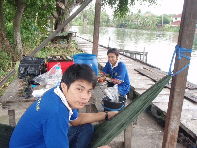 เสาร์ที่ผ่านมาแวะไปดูสถานที่กะน้าโยและน้องเอ็ม... :cheer: