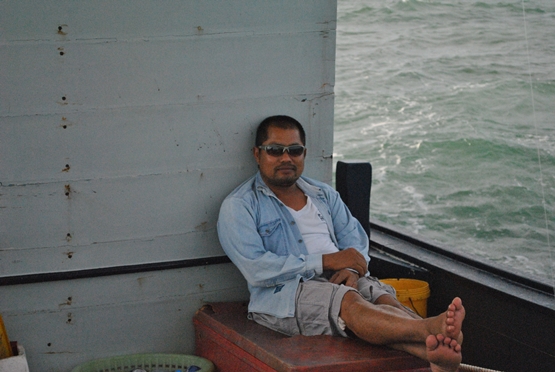มาต่อกันเลย  เรือออกไปได้ซักพักก็เ