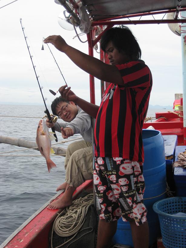  [q]ตามลงเรือไปด้ยคร้าบน้ากบ[/q]ยินดีค