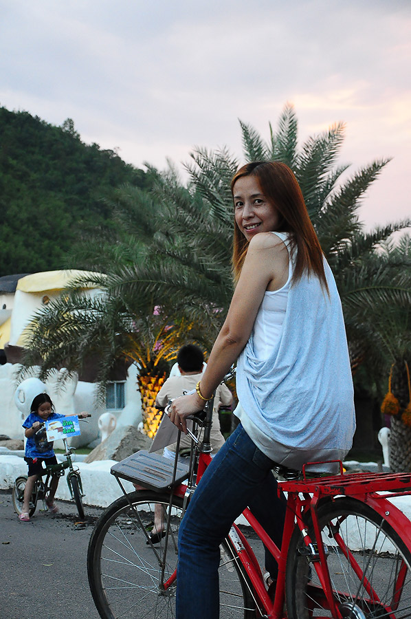 เที่ยวนี้แม่อังขอเป้นหัวหน้าแกงค์จักรยานเองเลย :grin: :grin: :grin: :grin: