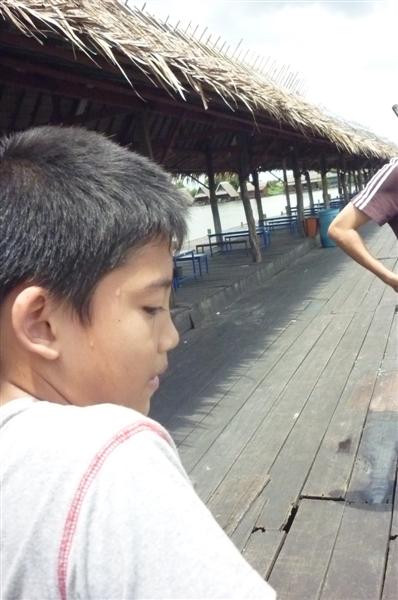 สักพักเหงื่อเริ่มหลายเม็ดครับ เราก็คอยให้กำลังใจ เชียร์ สู้ๆ  ตัวนี้น้องเขาเอาขึ้นน๊ะครับ รูปจะอยู่ท