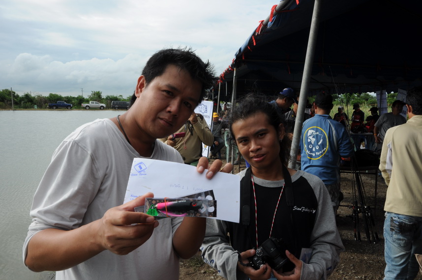 ถ่ายคู่กับ บอยหมื่นไม้  อิอิ